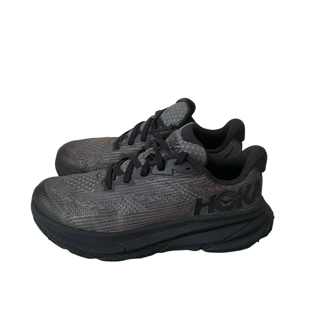 HOKA One One Clifton 9 Youth 3.5 MD Black/ Carbon Black Running Sneakers